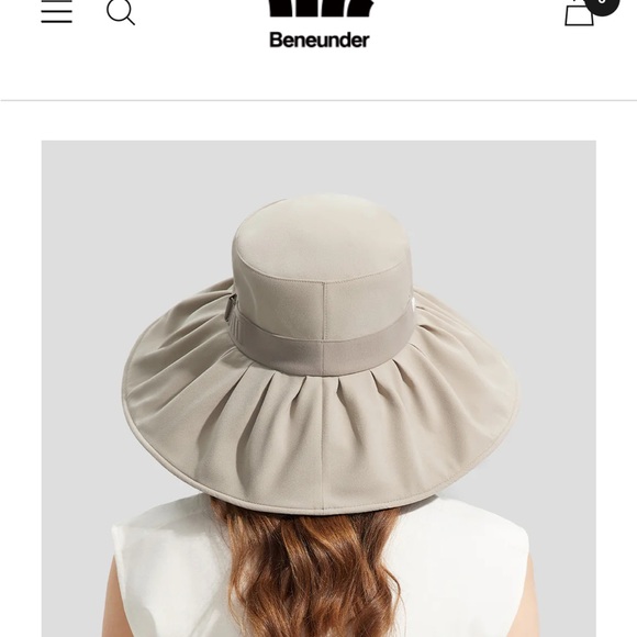 Elegant Black Wide-Brim Hat - Picture 4 of 6